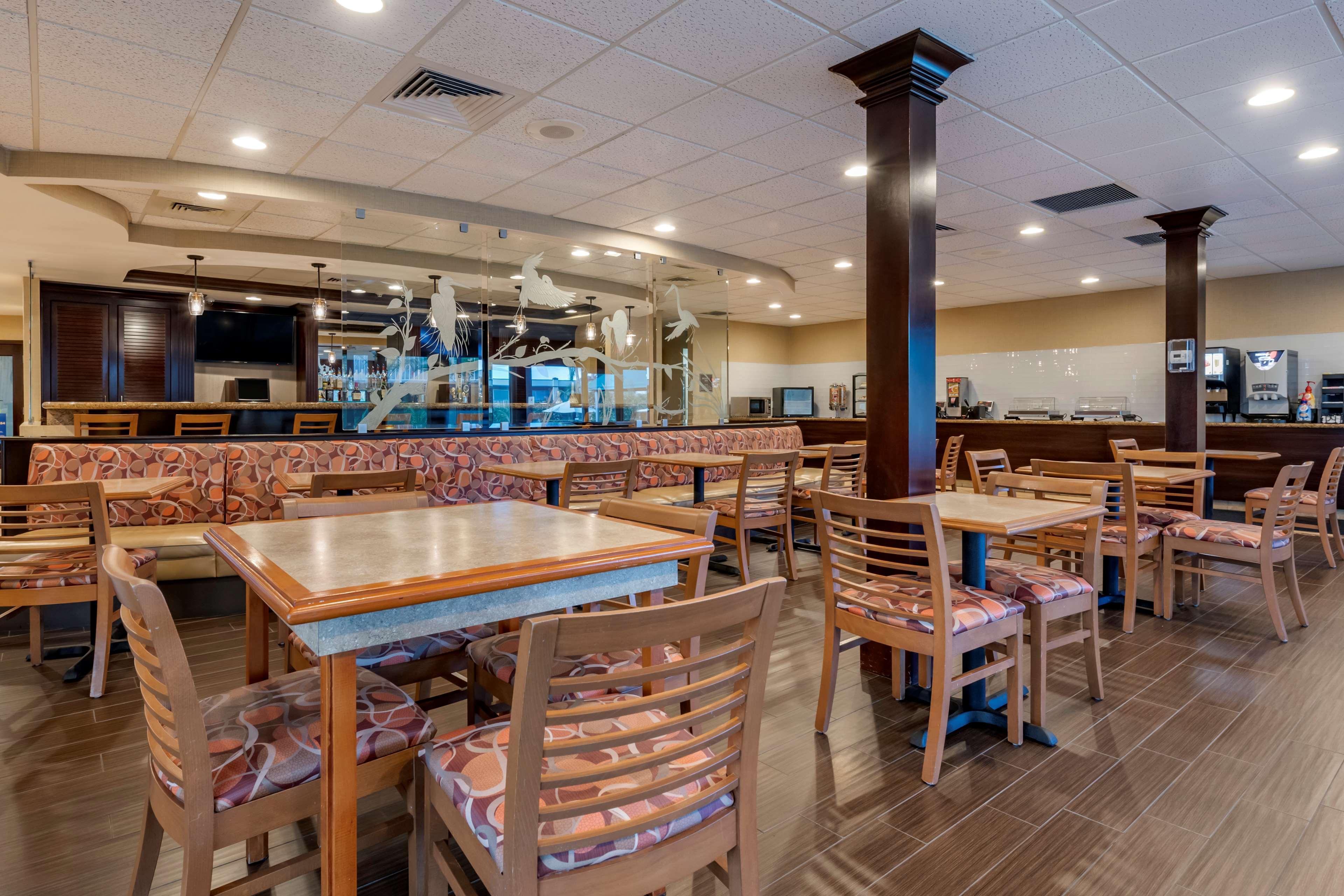Best Western Downtown Stuart Ngoại thất bức ảnh