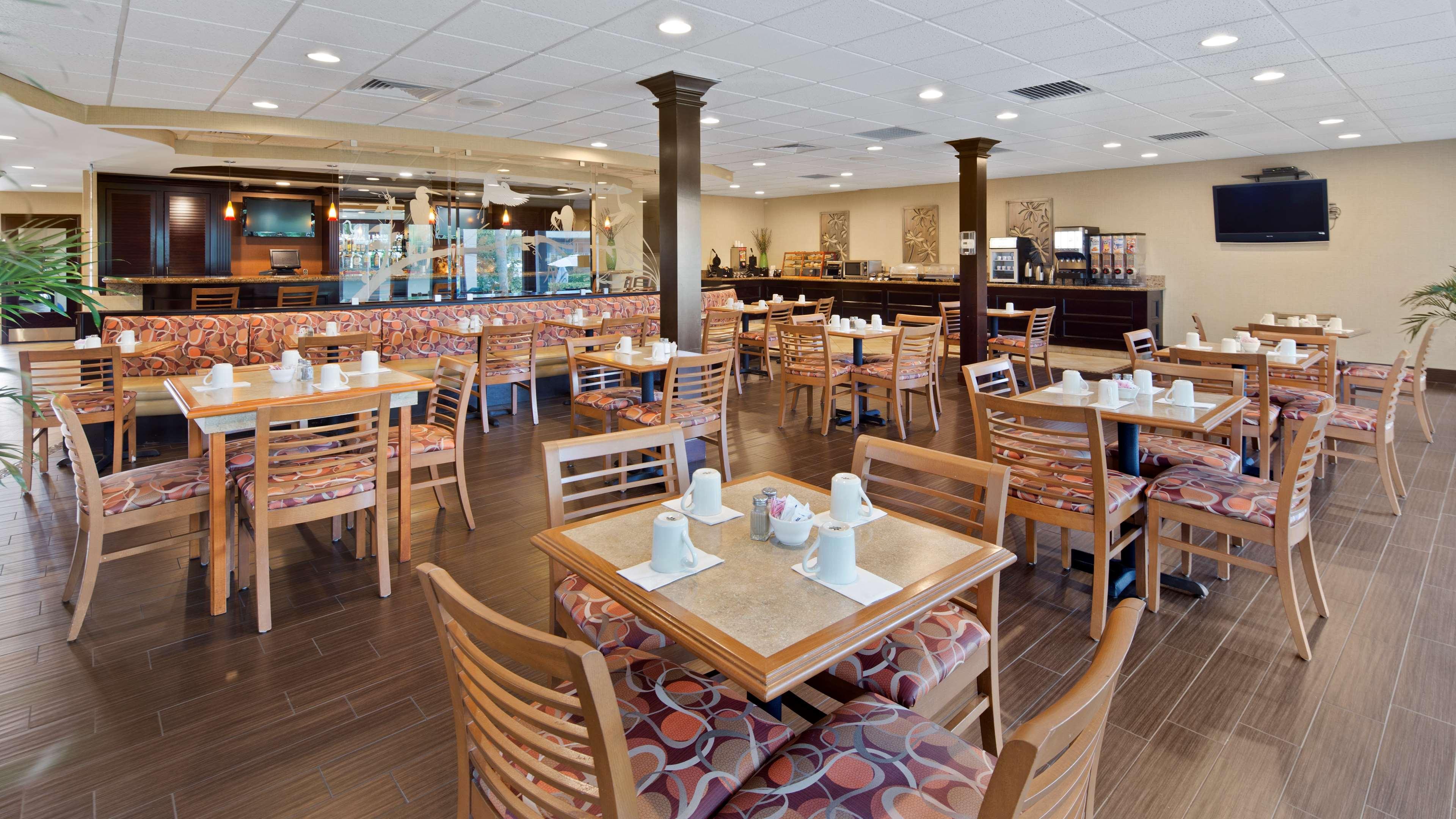 Best Western Downtown Stuart Ngoại thất bức ảnh