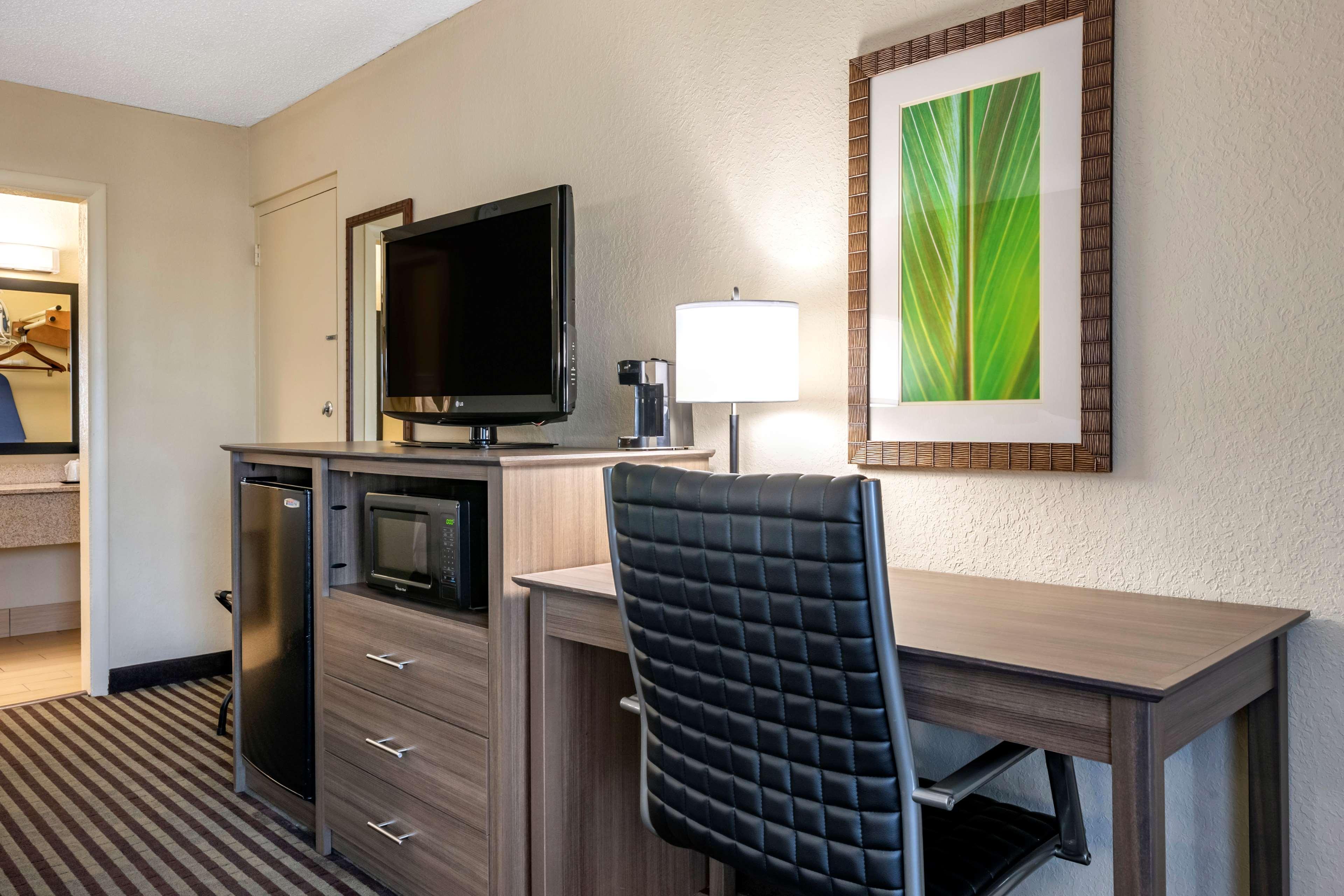 Best Western Downtown Stuart Ngoại thất bức ảnh